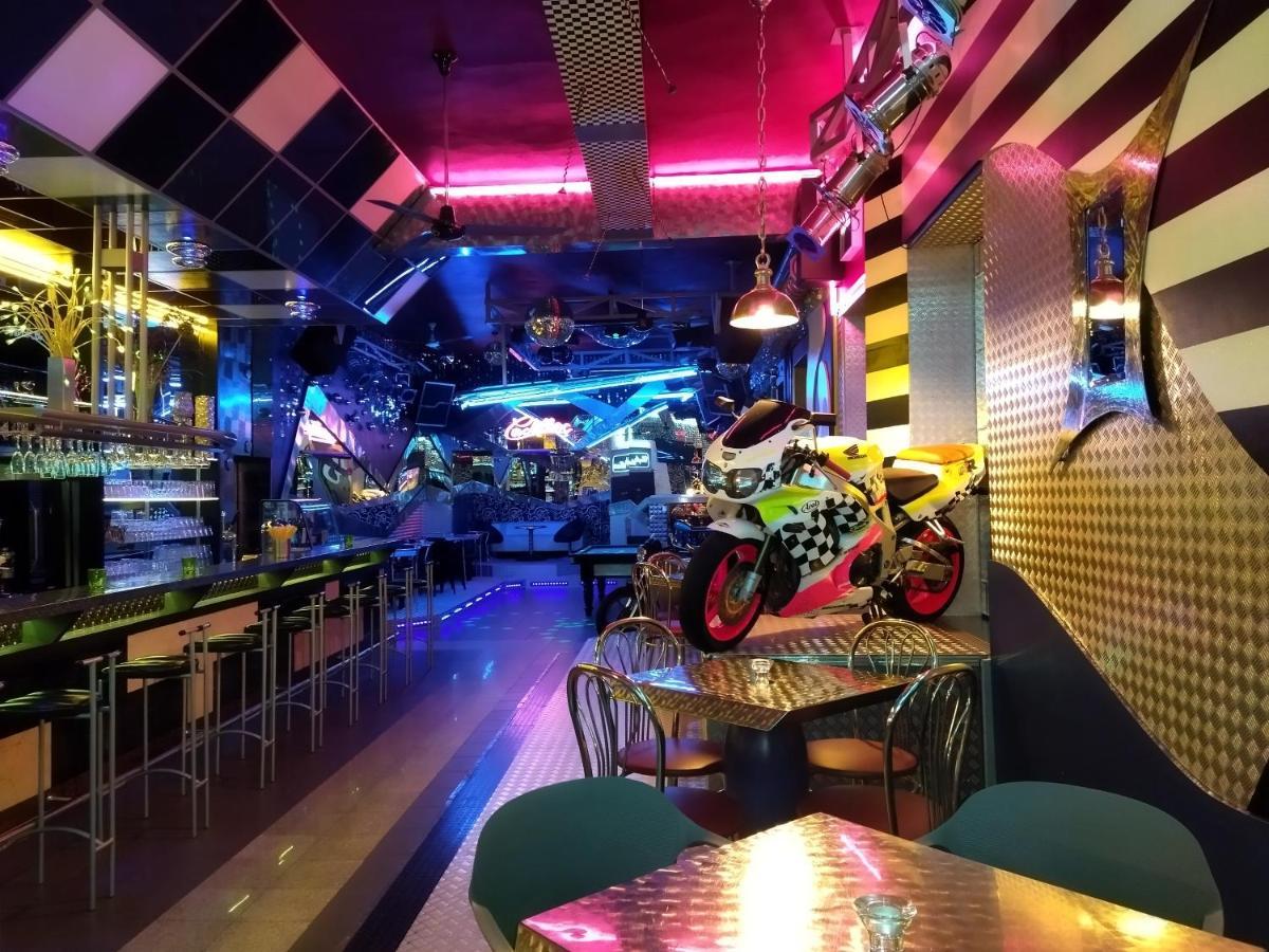 Hotel Cade Pisek  Luaran gambar