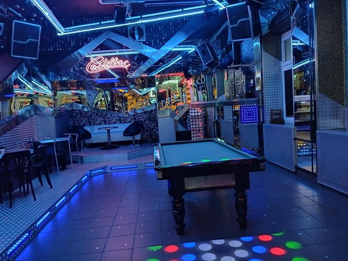 Hotel Cade Pisek  Luaran gambar