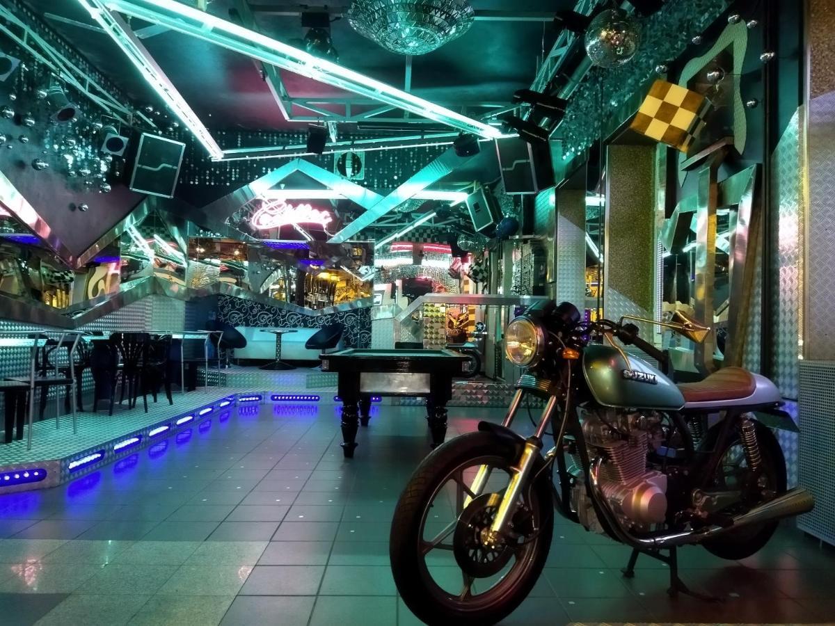 Hotel Cade Pisek  Luaran gambar