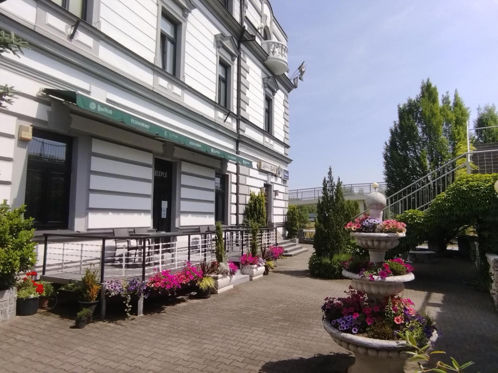 Hotel Cade Pisek  Luaran gambar