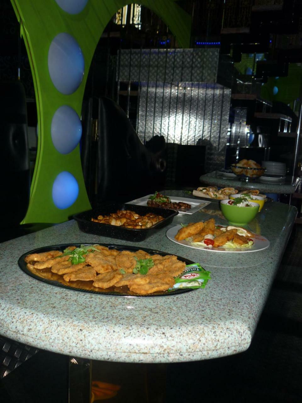 Hotel Cade Pisek  Luaran gambar