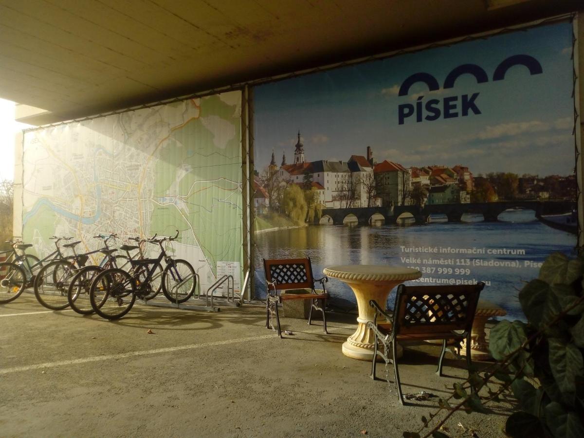 Hotel Cade Pisek  Luaran gambar